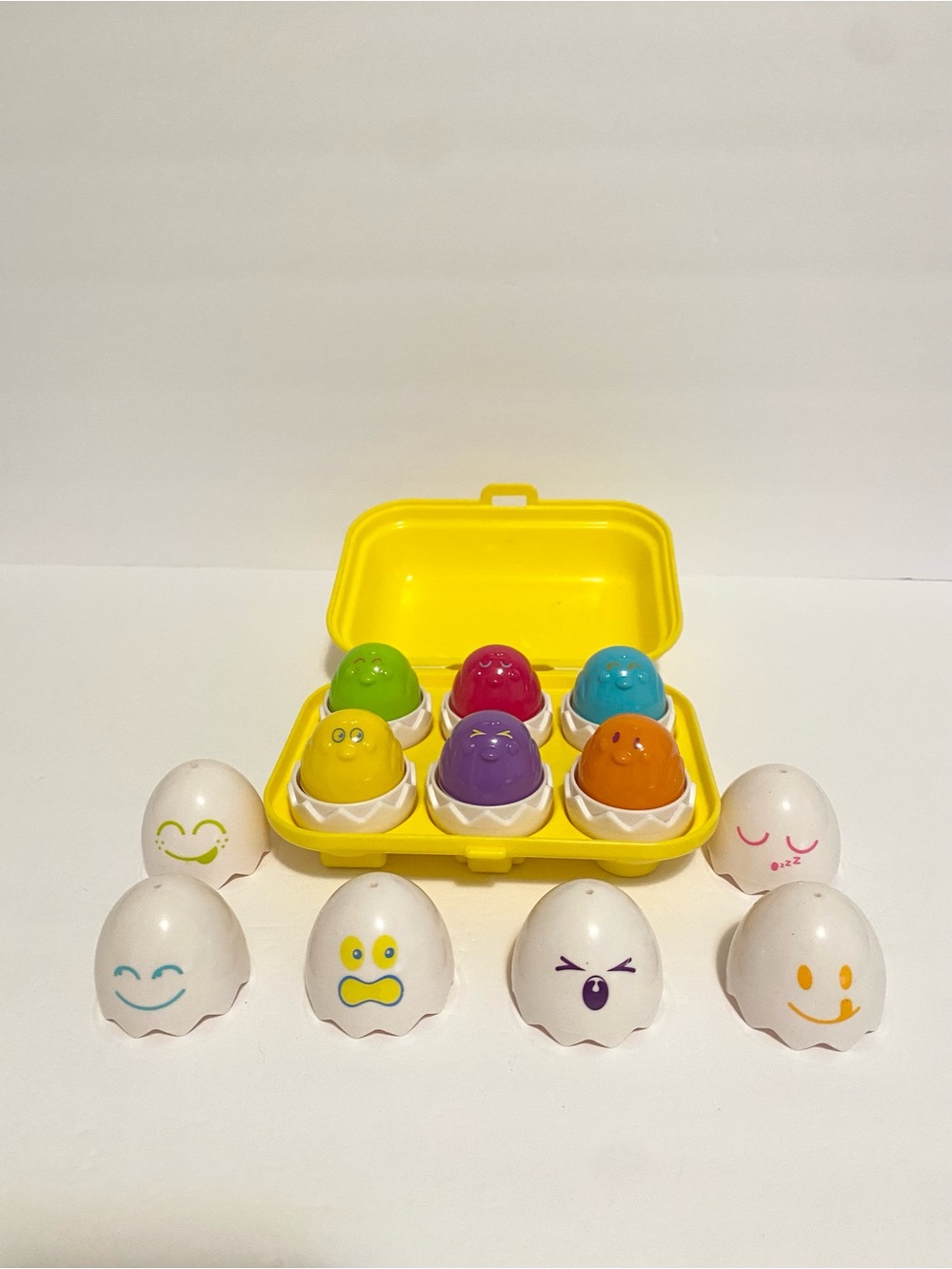 Vintage 1993 Tomy Hide & Squeak Eggs Match and Sort Sensory Toy Set of 6 Carton